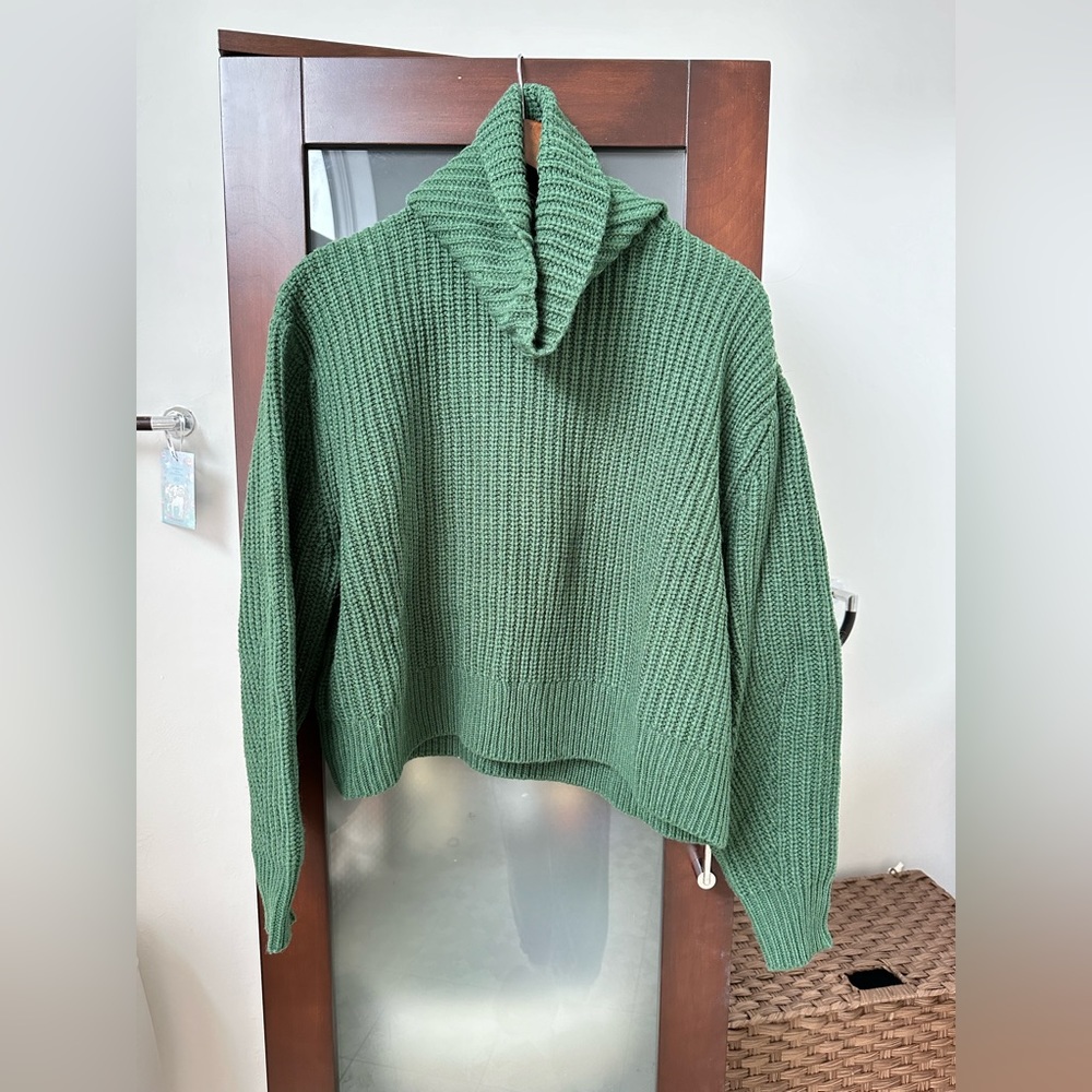 Lovers and friends cropped sweater